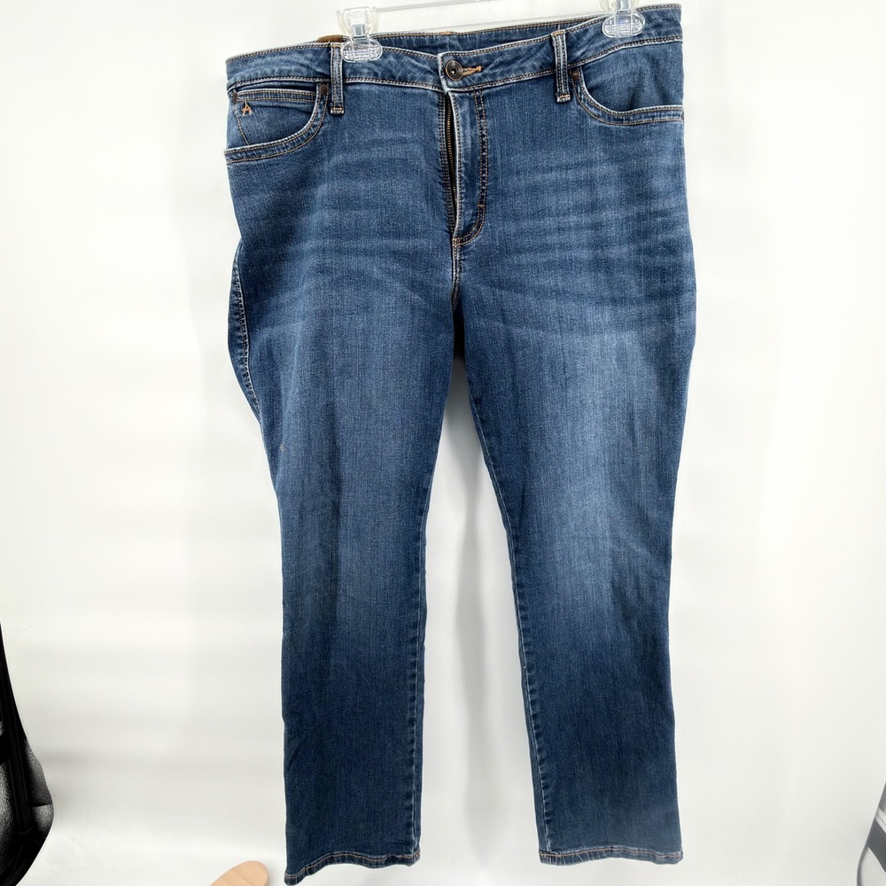 Wrangler Aura Elena Straight Leg Jeans Womens 16 Short Blue Denim Mid Rise Solid